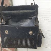 Стара апаратна чантичка от изкуствена кожа, снимка 2 - Антикварни и старинни предмети - 31085886