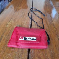 Стара чантичка Marlboro #2, снимка 1 - Други ценни предмети - 42746822