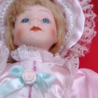 Порцеланова кукла 40 см, снимка 3 - Колекции - 38222607