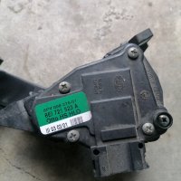 Потенциометър Педал за газта Audi A4 B6 2.0, снимка 5 - Части - 42621835