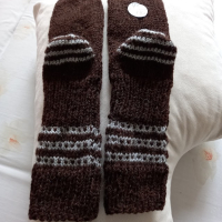 Ръчно плетени мъжки чорапи от вълна размер 43, снимка 1 - Мъжки чорапи - 44581920