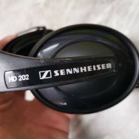 TOP!!! Немски Стерео слушалки SENNHEISER HD202, снимка 1 - Слушалки и портативни колонки - 39657390