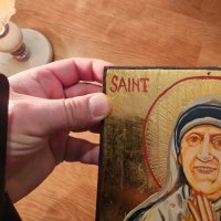 Старинна ръчно рисувана икона на Майка Тереза от Калкута  - светица грижеща се за най-бедните и болн, снимка 3 - Икони - 44354913