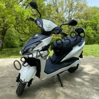 Електрически скутер EGV OPAI 3000W WHITE FLASH , снимка 5 - Мотоциклети и мототехника - 36652965