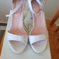 Сватбени обувки, Бели обувки, снимка 5 - Дамски обувки на ток - 44495534