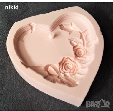 Голямо сърце рамка с лалета силиконов молд форма калъп гипс шоколад сапун декор, снимка 1