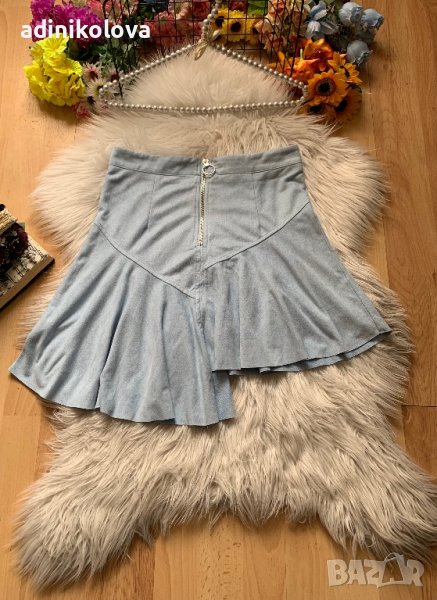 Велурена светло синя пола, снимка 1