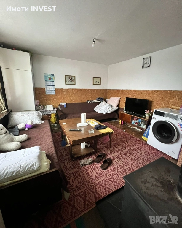 Две къщи в един двор с гараж – център на гр. Омуртаг, снимка 1