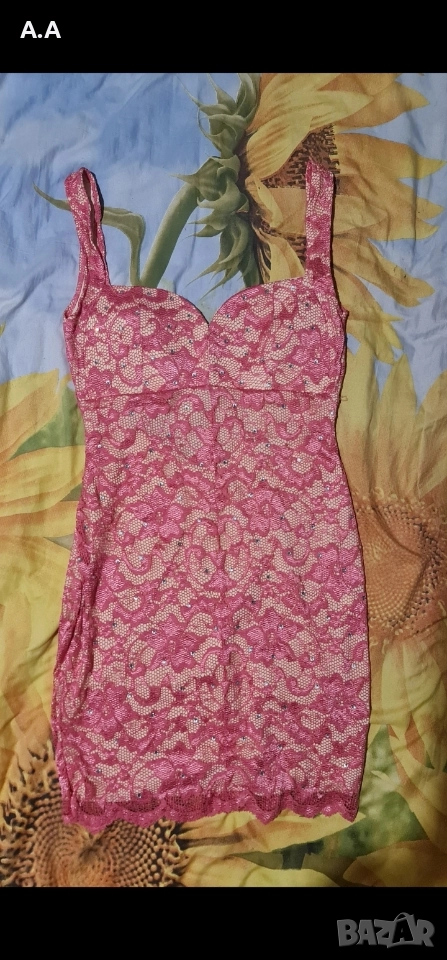 Розова рокля, снимка 1