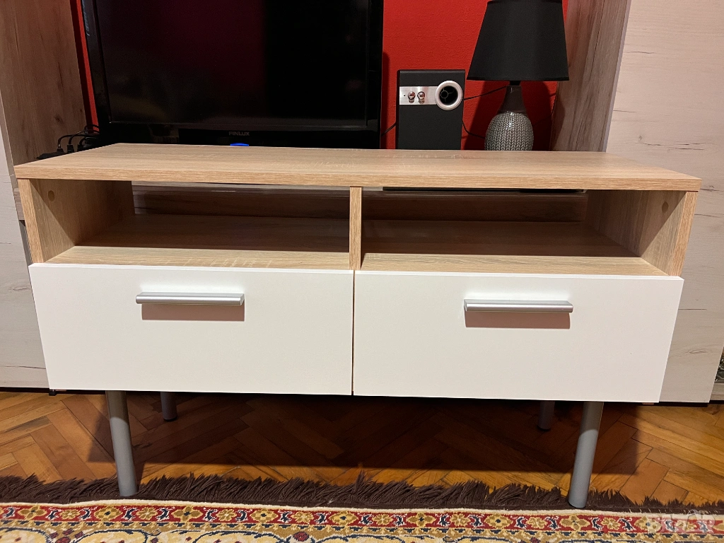 Шкаф за телевизор, снимка 1
