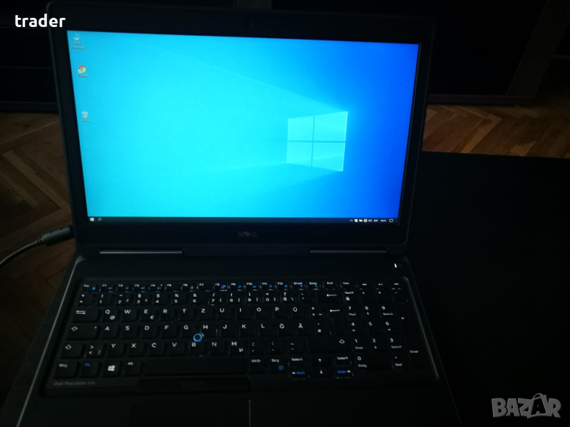 Dell Precision 7510, Intel core I7-6820H, RAM 8 GB,  SSD 250 GB, снимка 1
