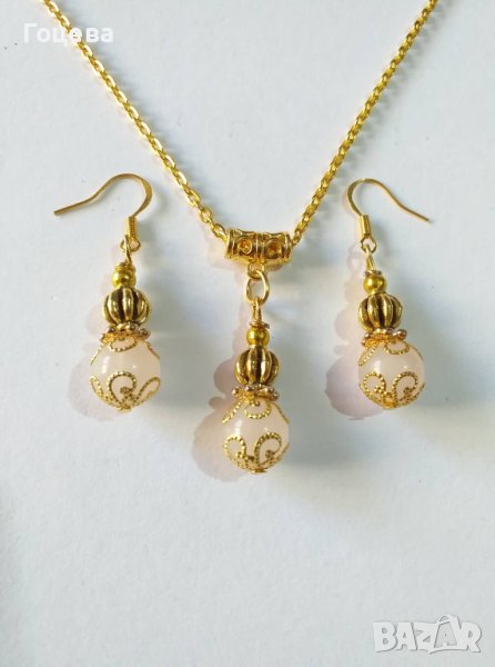Красивият ни нов комплект бижута с камъни Бял кварц и богати орнаменти в цвят злато , снимка 1