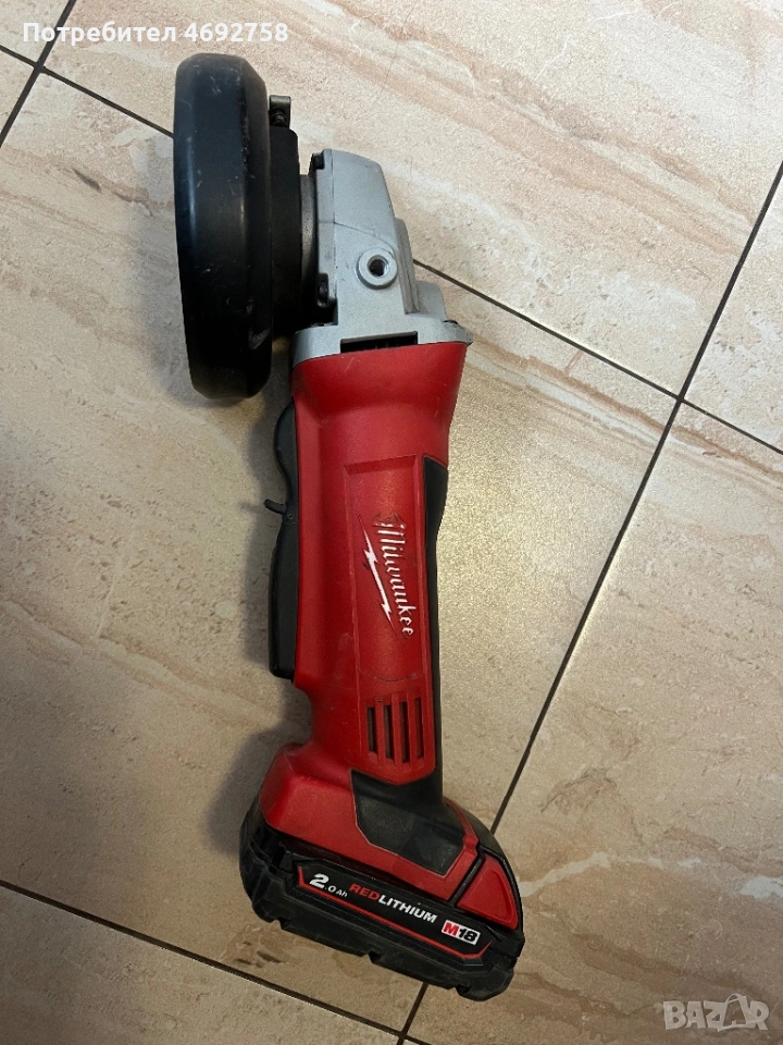 Ъглошлайф Milwaukee с батерия , снимка 1