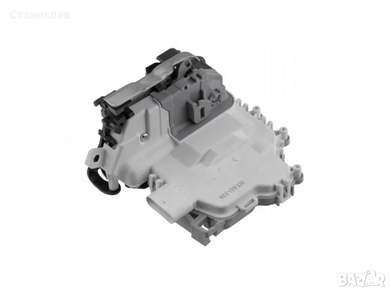 Audi A1 8X Брава за задна дясна врата , снимка 1