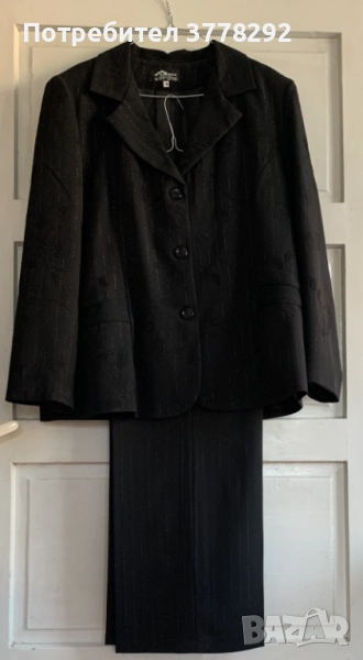 Елегантни черни Рокля и костюм Simena,БГ п-во,сако и панталон,стилно райе–прекъсваща сребърна нишк, снимка 1