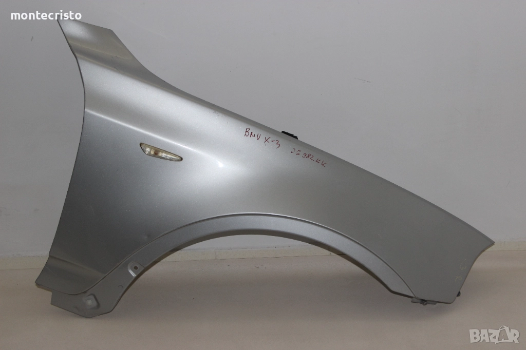Десен калник BMW X3 E83 (2003-2010г.) с отвори за декоративна вежда / 41353405922, снимка 1