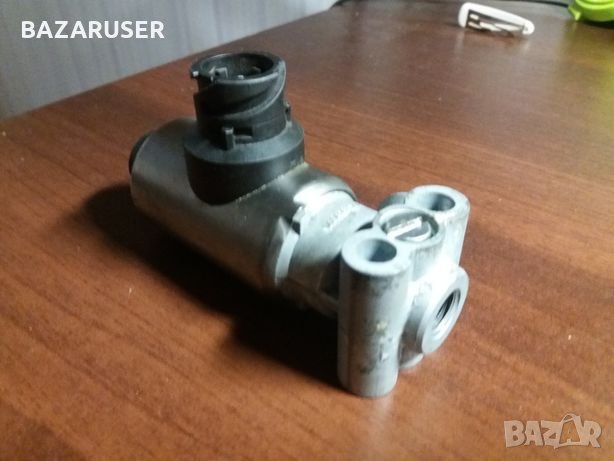 Електромагнитен клапан WABCO 4721726860, снимка 1