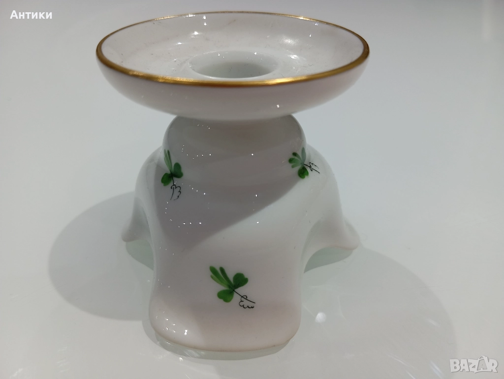 Красив порцеланов свещник маркиран , снимка 1