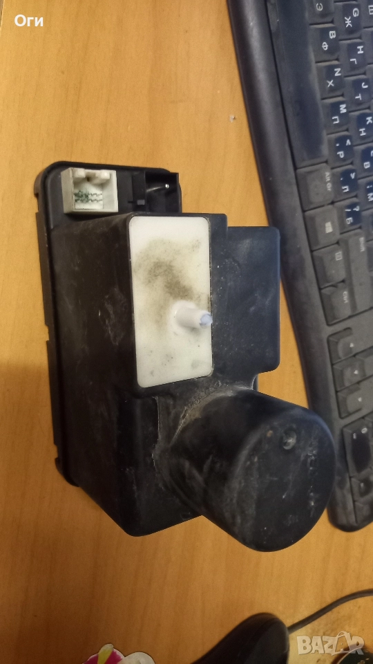 Вакуум помпа централно заключване за Ауди 80 В4 4A0 862 257 C, снимка 1