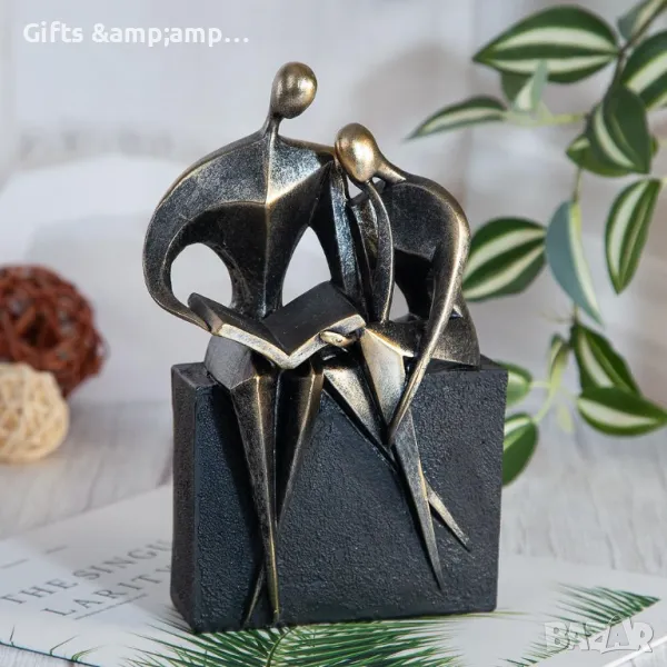 Статуетка Четяща влюбена двойка, снимка 1