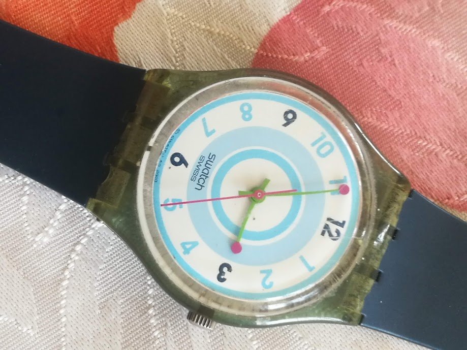 Прекрасен дамски часовник суоч швейцария кварц в Дамски в гр. Варна -  ID11777155 — Bazar.bg