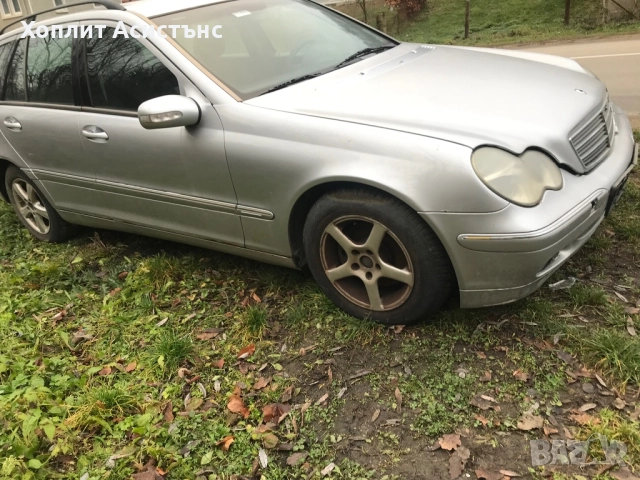 Мерцедес Ц клас 220 цди, снимка 3 - Автомобили и джипове - 52886817