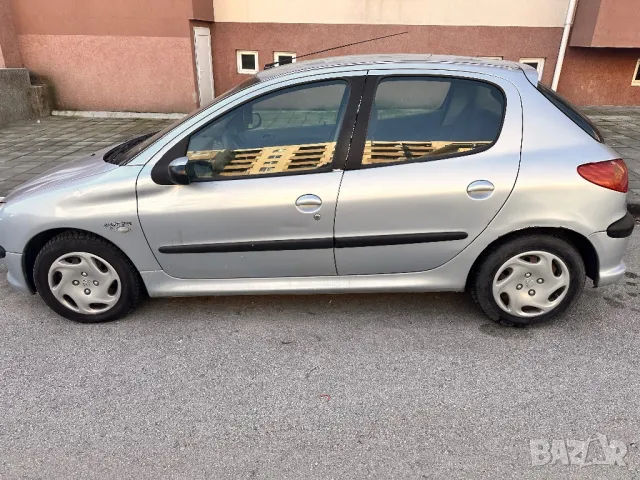 Peugeot 206, снимка 1 - Автомобили и джипове - 49015722