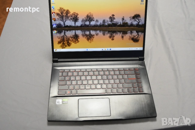 Gaming Laptop MSI GF63 10SCSR I5 16 GB 1650 TI SSD - топ състояние