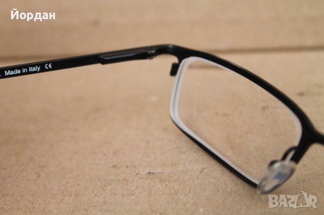 Диоптрични рамки ''Van Gils'', снимка 9 - Слънчеви и диоптрични очила - 42435109