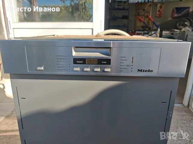 Съдомиялна Miele полувграждане, снимка 2 - Съдомиялни - 51695124
