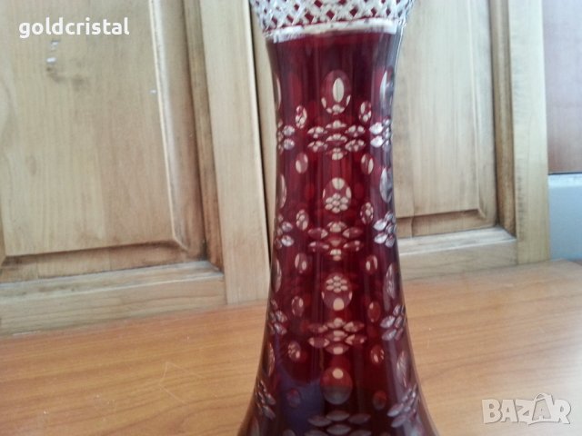 Кристална ваза цветен червен кристал, снимка 2 - Антикварни и старинни предмети - 36981971