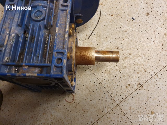 Монофазен ел.двигател с редуктор 35 оборота   1.5 кW, снимка 12 - Електродвигатели - 31914364