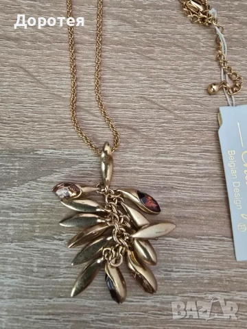 Колие с висулка, снимка 3 - Колиета, медальони, синджири - 51183808