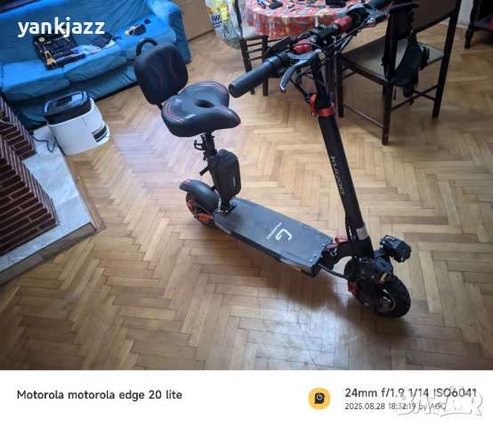 Kugoo M4 pro+ Тротинетката за части , снимка 2 - Скейтборд, ховърборд, уейвборд - 51527161