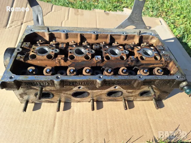 глава от vw golf 4 1.4i, снимка 2 - Части - 50414032