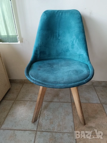 Стол, съвременен дизайн 