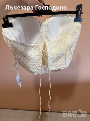 Топ, снимка 2 - Корсети, бюстиета, топове - 53259127