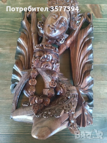 Статуетка " Балийска танцьорка "