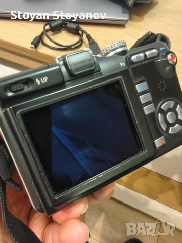 Olympus PEN E-PL1 - Микро Четири Трети (Micro Four Thirds) Комплект, снимка 11 - Фотоапарати - 52593791