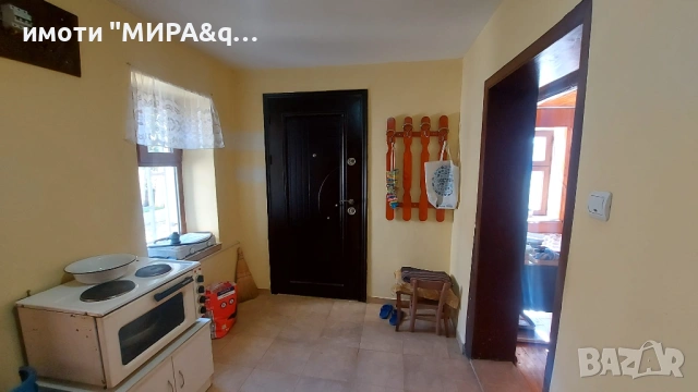 Двуетажна къща в с. Стамболово, обл. Хасково, снимка 10 - Къщи - 53335423