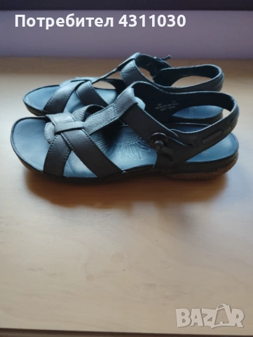 Clarks сандали естествена кожа 41 номер, снимка 2 - Сандали - 53467841
