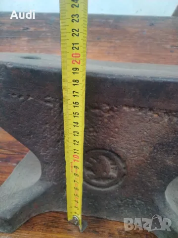 Голяма чешка наковалня Марка SCKODA / Чехия / ОРИГИНАЛ  Тегло 50кг, снимка 4 - Други инструменти - 48942113