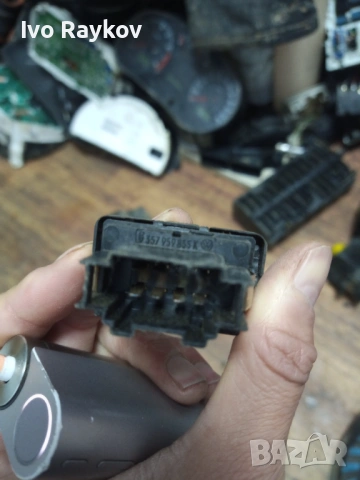 Бутони Ел. Стъкла за Volkswagen PASSAT (1989 - 1993) , 357959855K, снимка 5 - Части - 54166151