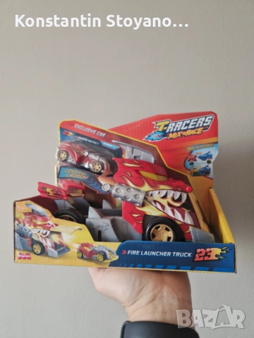 Комплект за игра T-Racers - Fire Launcher Truck ЧЕРВЕН, снимка 3 - Коли, камиони, мотори, писти - 54276419