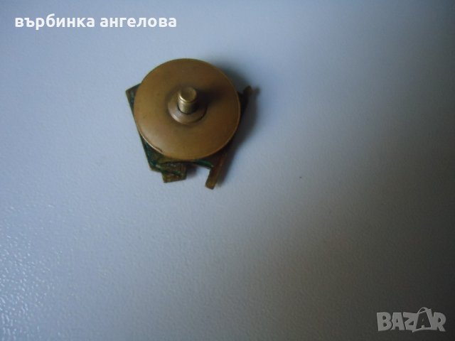 Стара руска значка от бронз и емайл с лика на Ленин, снимка 3 - Колекции - 31953568