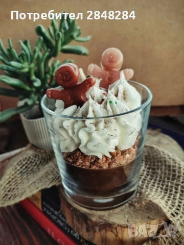 Ръчно изработени коледни свещи