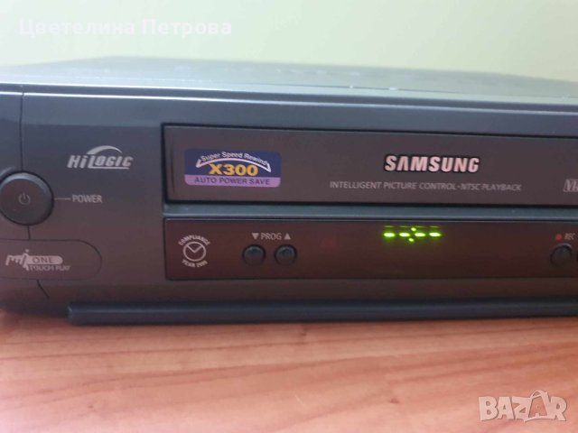 видеорекордер Samsung SV-220X, снимка 2 - Плейъри, домашно кино, прожектори - 44149533