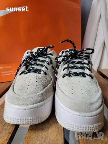 Nike Air Force 1 резидави маратонки+ торбичка !, снимка 4 - Кецове - 47979876