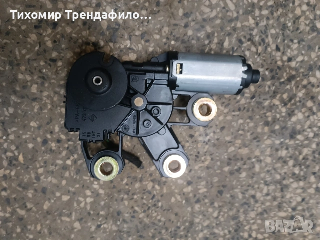 VW Touareg Моторче за задна чистачка 7L0955712B , 7l0 955 712b, снимка 3 - Части - 53099754