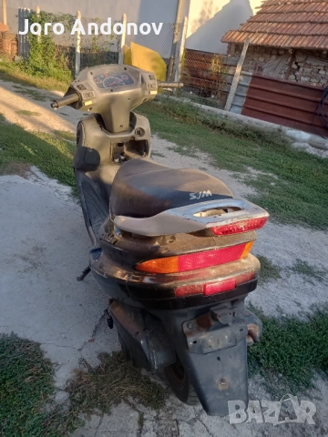 Скутер 150 кубика , снимка 3 - Мотоциклети и мототехника - 51777431